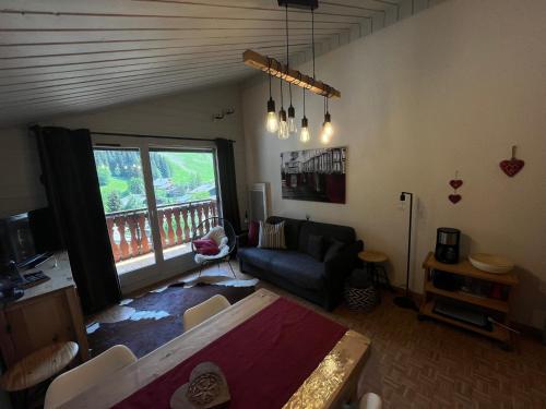 Appartement cocooning pour 4 avec balcon et garage à Châtel