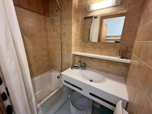Appartement cocooning pour 4 avec balcon et garage à Châtel
