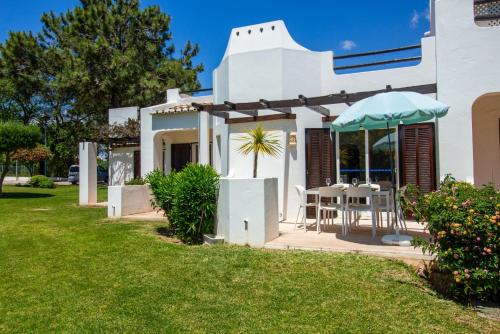 Estima Golf House by Stay ici