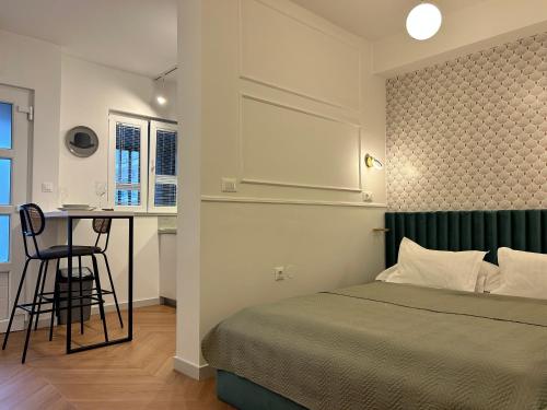 Studio Apartment Smile, near beach & center, free parking, balcony
