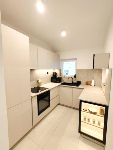 Family Petrov Apartments - Top Floor Penthouse with Large Terrace
