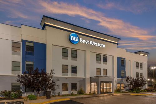 a building with a blue best western sign on it at Best Western St. Louis Fairview Heights in Fairview Heights