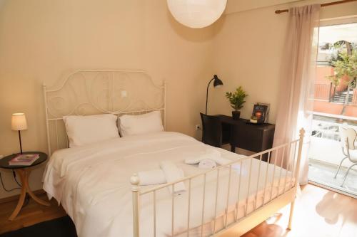 Sunny and Quiet 1 Bedroom Apt