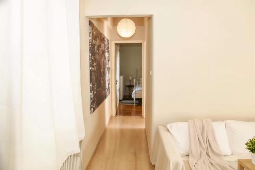 Sunny and Quiet 1 Bedroom Apt