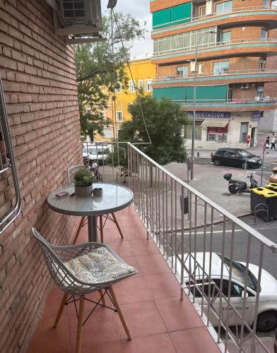 Habitación Privada Puerta del Ángel Línea 6 de Metro