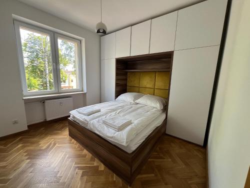 Apartament 3 pokoje, Centrum, Parking