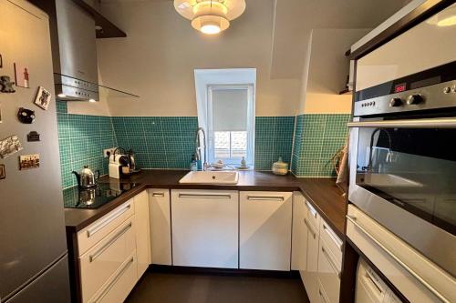 Quiet 2-bdrm flat in central Strasbourg