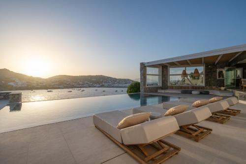 Villa Delta Ornos - Heated Pool Option - MG Villas Mykonos
