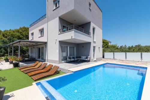 Villa Goldy holiday home Trogir-Čiovo