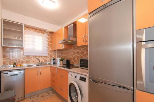 Cambural Beach Apartment - Happy Rentals