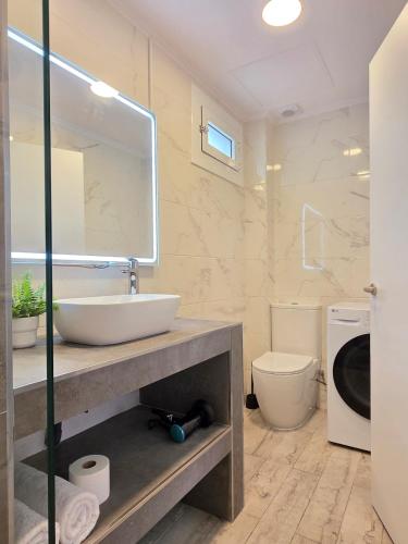 Alcatraz Apartments NEW, 5 min walk from the sea