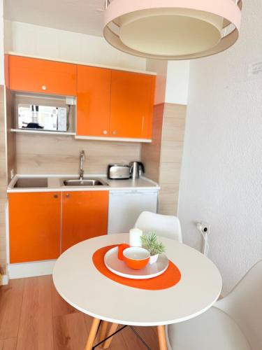 L&A Ocean View Studio Apartment