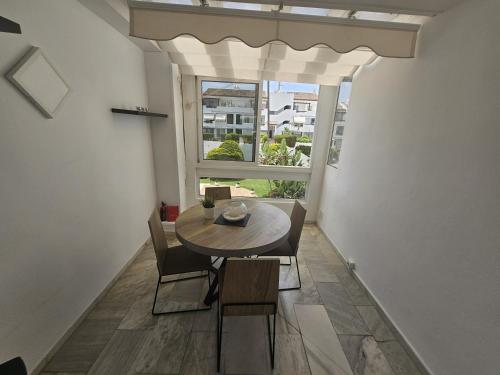 Jacaranda Gardens by Lica Homes