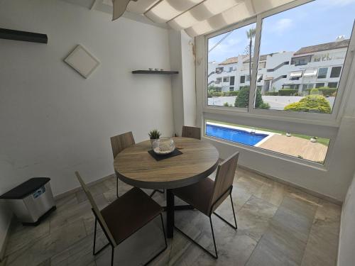 Jacaranda Gardens by Lica Homes