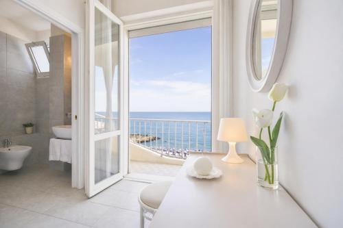 Hotel Ambasciatori Beach Front Breakfast e Brunch XXL fino alle 12 30