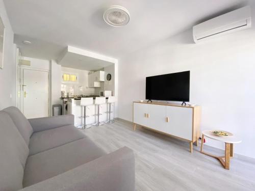 Iris Mountain View 1 Bed