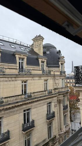 Micro logement près Champs Elysées 30 NUITS MINIMUM - BAIL MOBILITE