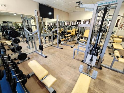 Beachfront Penthouse & SPA & Pools & Gym – EHHouse photo 41
