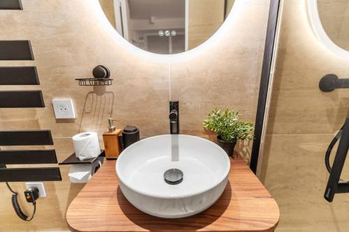 Sublim suite Marais with AC