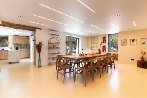 Villa with pool & large garden Ste-Maxime