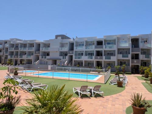 Pool & Terrace Corralejo Sun near the Center