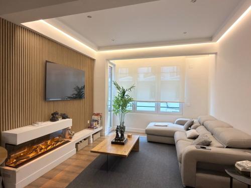Apartamento NUEVO Lujoso Suites Centro Bilbao Wifi ,Parking