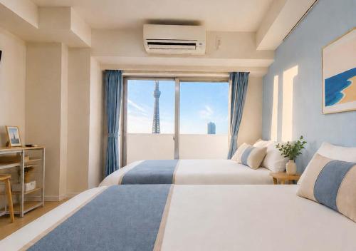 1301Room 5 mins walk from JR Kinshicho North Exit On level 13 with lift access offering a clear view of Tokyo Skytree Easy rail access includes a balcony plus quiet indoor spaces quiet indoor space