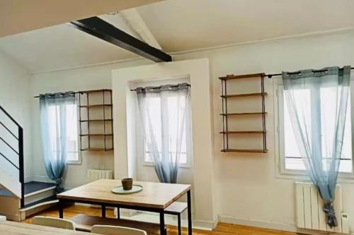 Bastille 12th Apartment with Mezzanine managed by Mey Agency