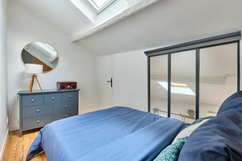 Bastille 12th Apartment with Mezzanine managed by Mey Agency