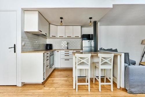 Bastille 12th Apartment with Mezzanine managed by Mey Agency