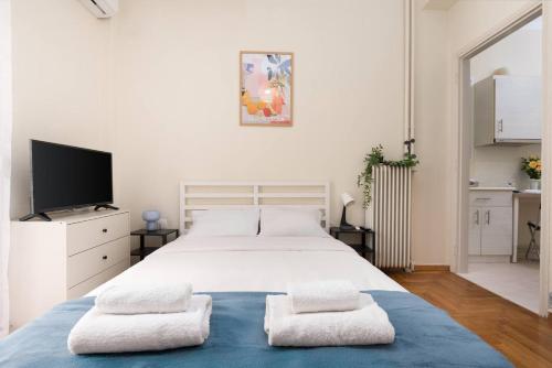 Charming Tosista Apartment -Cozy, Central, Stylish
