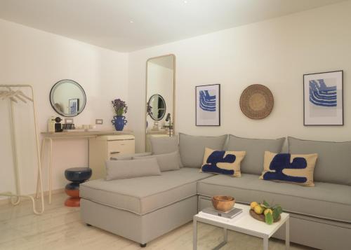 Spartacus Garden Boutique Suites
