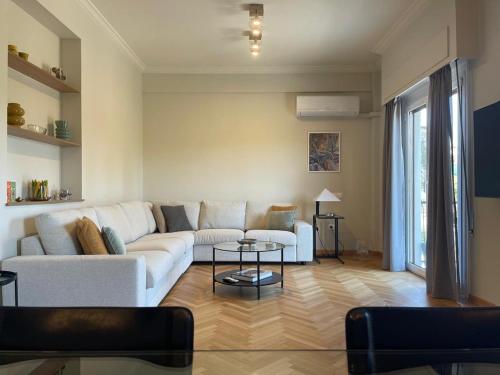 Elegant 2BR Residence - Walk to Acropolis & Plaka