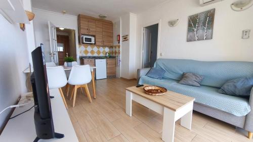 Apartamento Stella Maris en 1º Línea de playa con vistas Mar y AC en Fuengirola Boliches