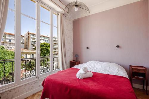 Rare 100m Gem in Central Nice 5 Min to the Sea