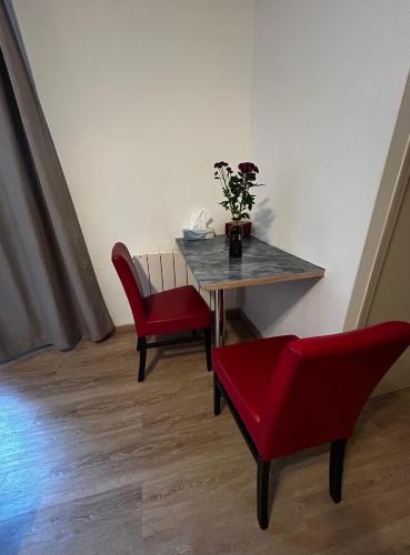 Montparnasse Studio
