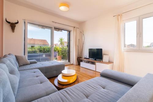 Villa 841-2
