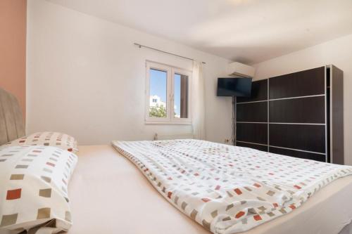 Villa 841-2