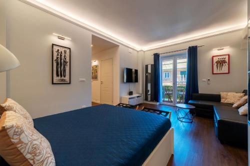 GuestHost - Cozy Studio with Vatican View Balcony