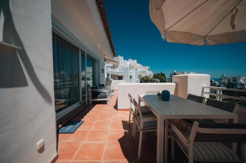 Frontline Golf Penthouse Lagoon & SPA – EHHouse photo 23