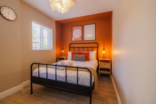Irene Suite I Cozy 2BRM Bungalow I Sleeps 6 I Close to Principality Stadium I Cardiff Castle I Wales Millennium Centre I WiFi I Parking and Easy Access to Barry Island photo 11