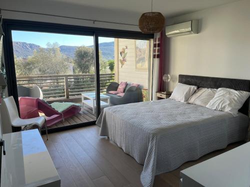 4 person apartment Terrace and pool