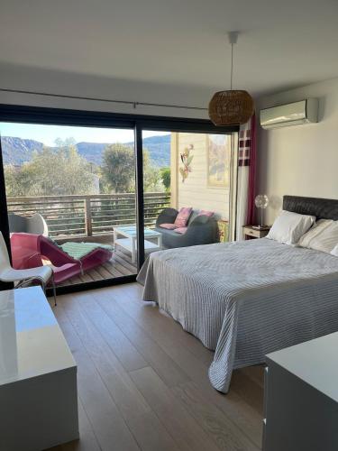 4 person apartment Terrace and pool