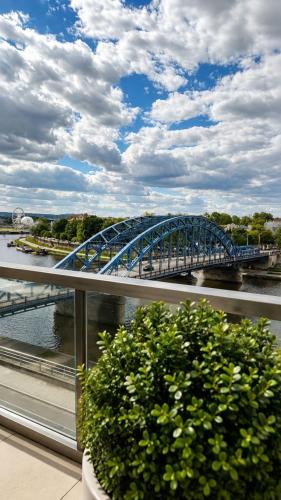 Celna Riverside Prestige 2BR Free Parking