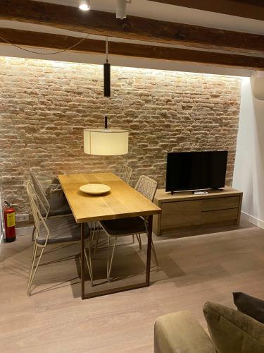 Pau Claris Ginger - 2BR next to Passeig de Gracia