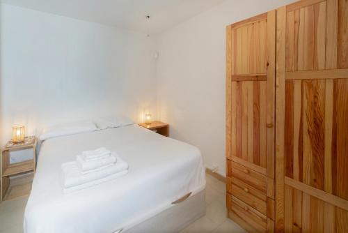 WELCS APARTAMENTO 380 EMP con terraza y parking