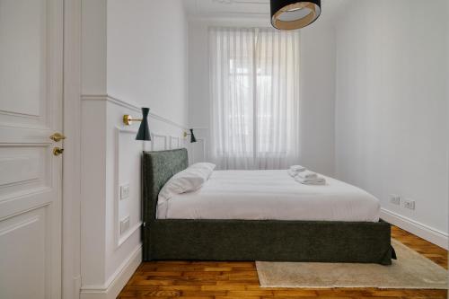 Central and Modern 2BR Apartment - Garibaldi Isola