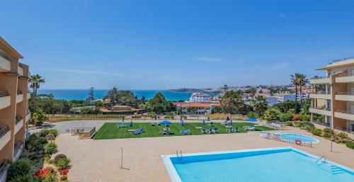 Quinta da Barracuda Prime Sea View Apartment