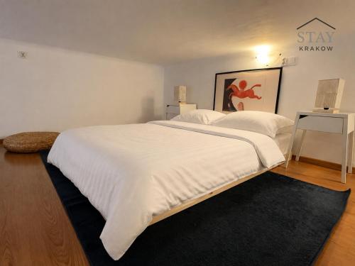 Spacious Apt for 7 Old Town 4 Beds