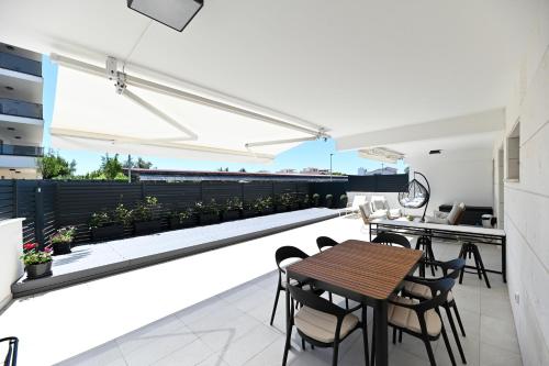 NoLe Apartments
